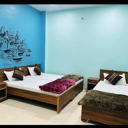 Lotus Paying Guest House Varanasi Exterior foto