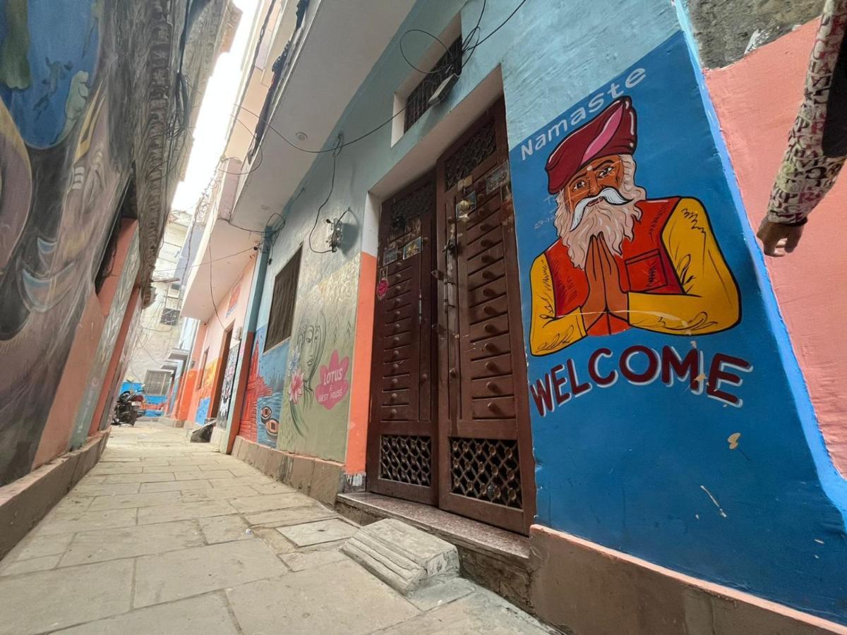 Lotus Paying Guest House Varanasi Exterior foto