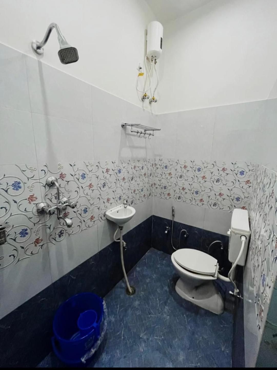 Lotus Paying Guest House Varanasi Exterior foto